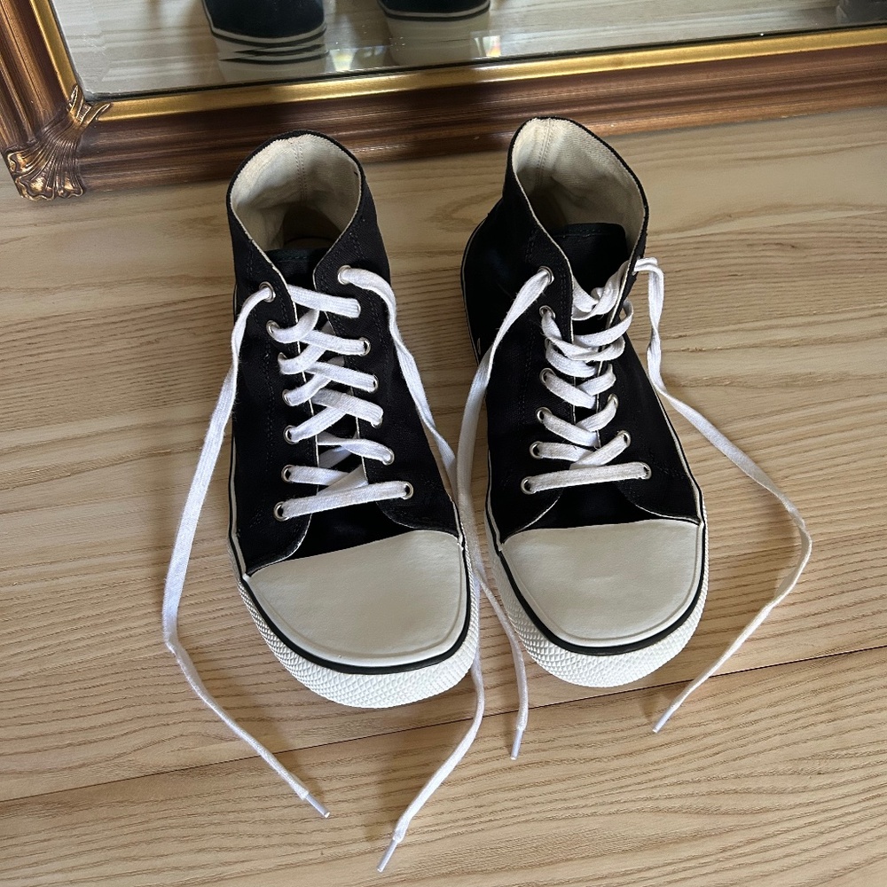 Bohempia Orik Canvas High Tops